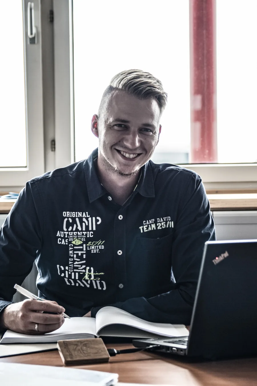 Porträt von Tobias Böttcher